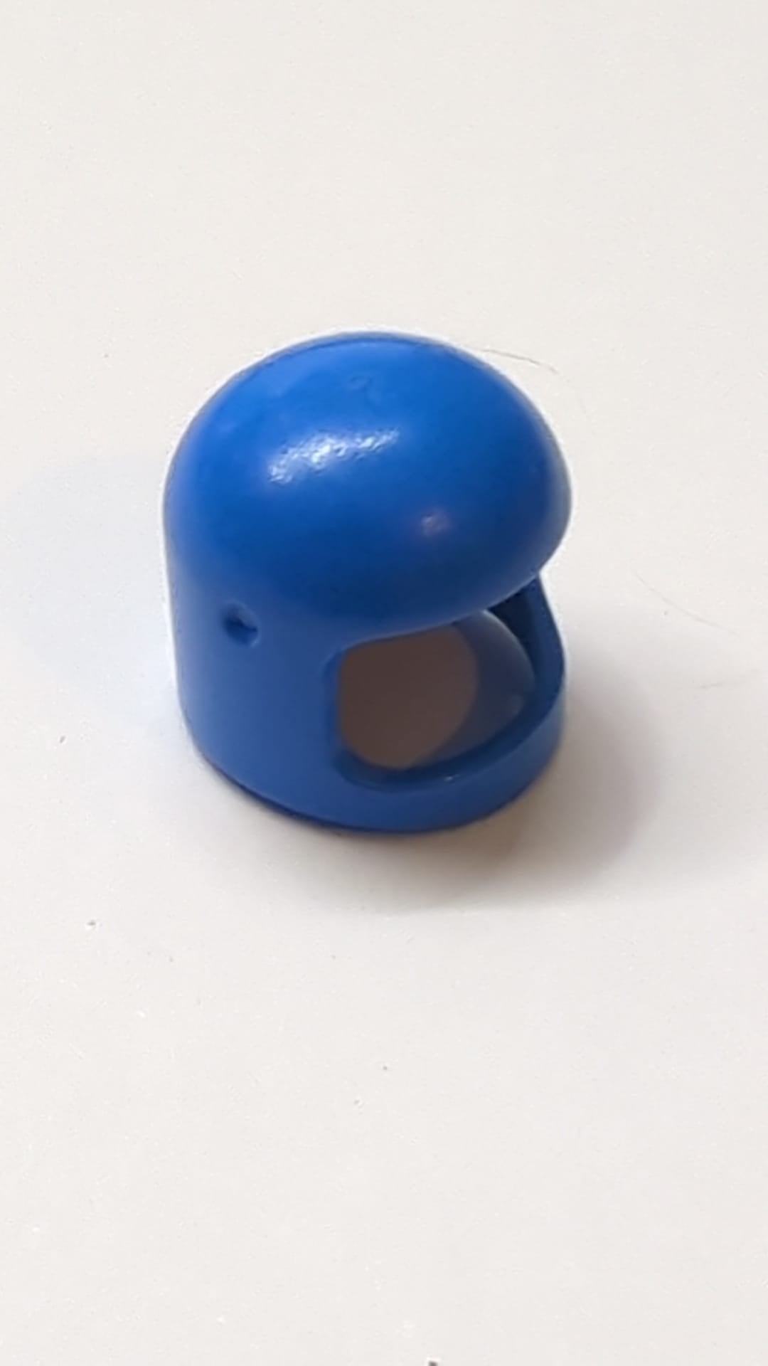 Minifigur, Kopfteil Helm Weltraum / Stadt mit dünnem Kinnriemen - mit Visierdellen blau