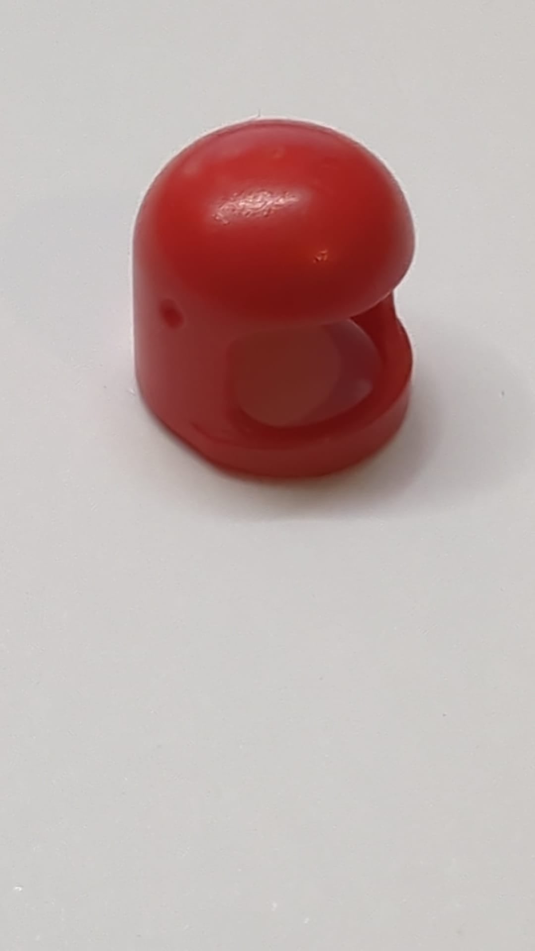 Minifigur, Kopfbedeckung Helm Weltraum / Stadt mit dickem Kinnriemen - mit Visiervertiefungen rot