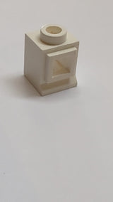 1x1x1 Fenster mit erweitertem Rahmen, ohne "Glas" weiß