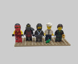 Bunte Tüte mit diesen 5 Minifiguren aus dem Bereich Ninjago njo09