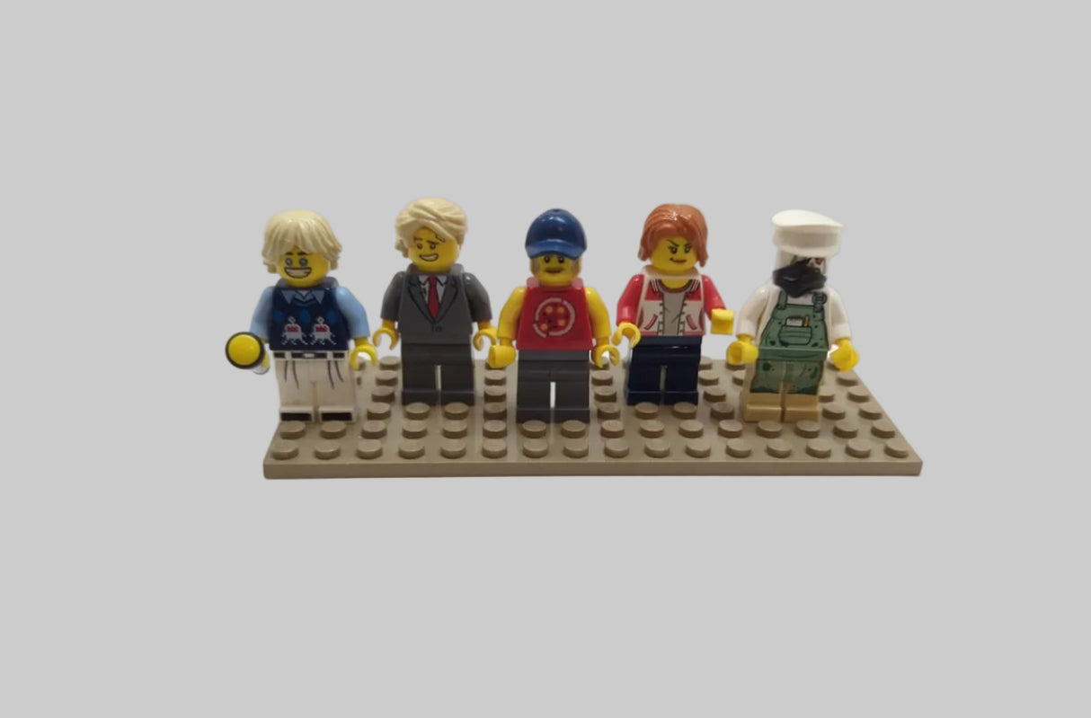 Bunte Tüte mit diesen 5 Minifiguren aus dem Bereich City cty82