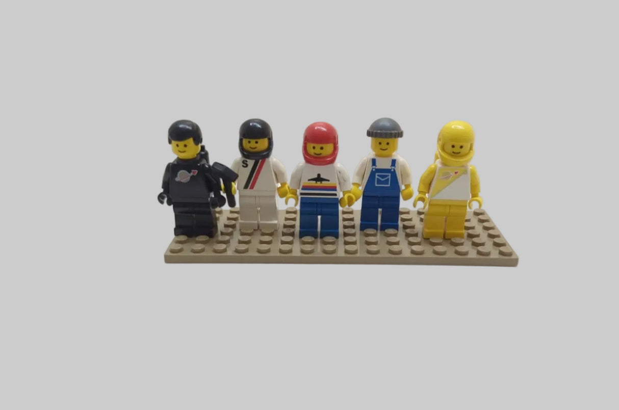 Bunte Tüte mit diesen 5 Minifiguren aus dem Bereich City cty88