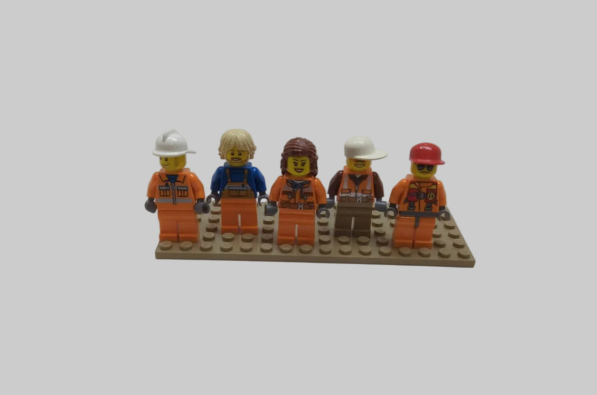 Bunte Tüte mit diesen 5 Minifiguren aus dem Bereich City cty104