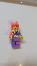NEU Minifigur lustiger Teenager, koralle