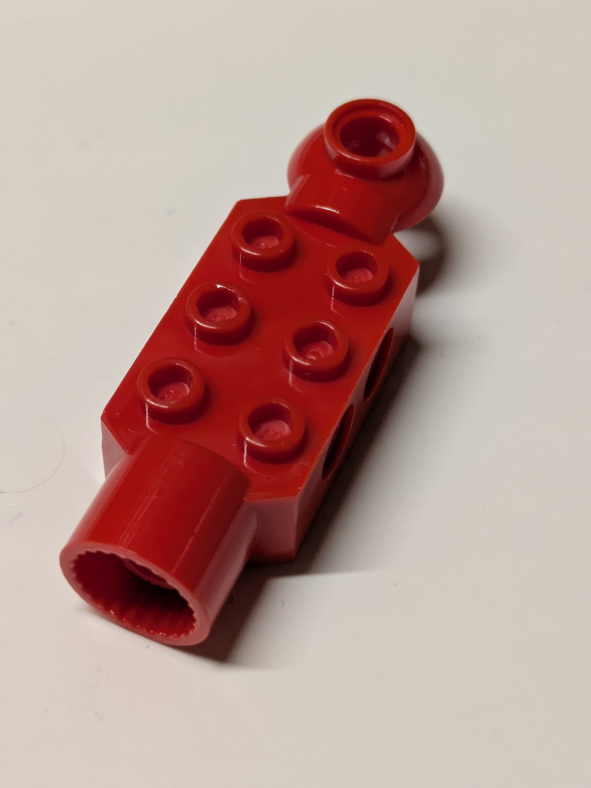 2x3 Technik Stein modifiziert mit Pinloch, Drehgelenkkugel halb (horizontale Oberseite), Drehgelenkpfanne rot