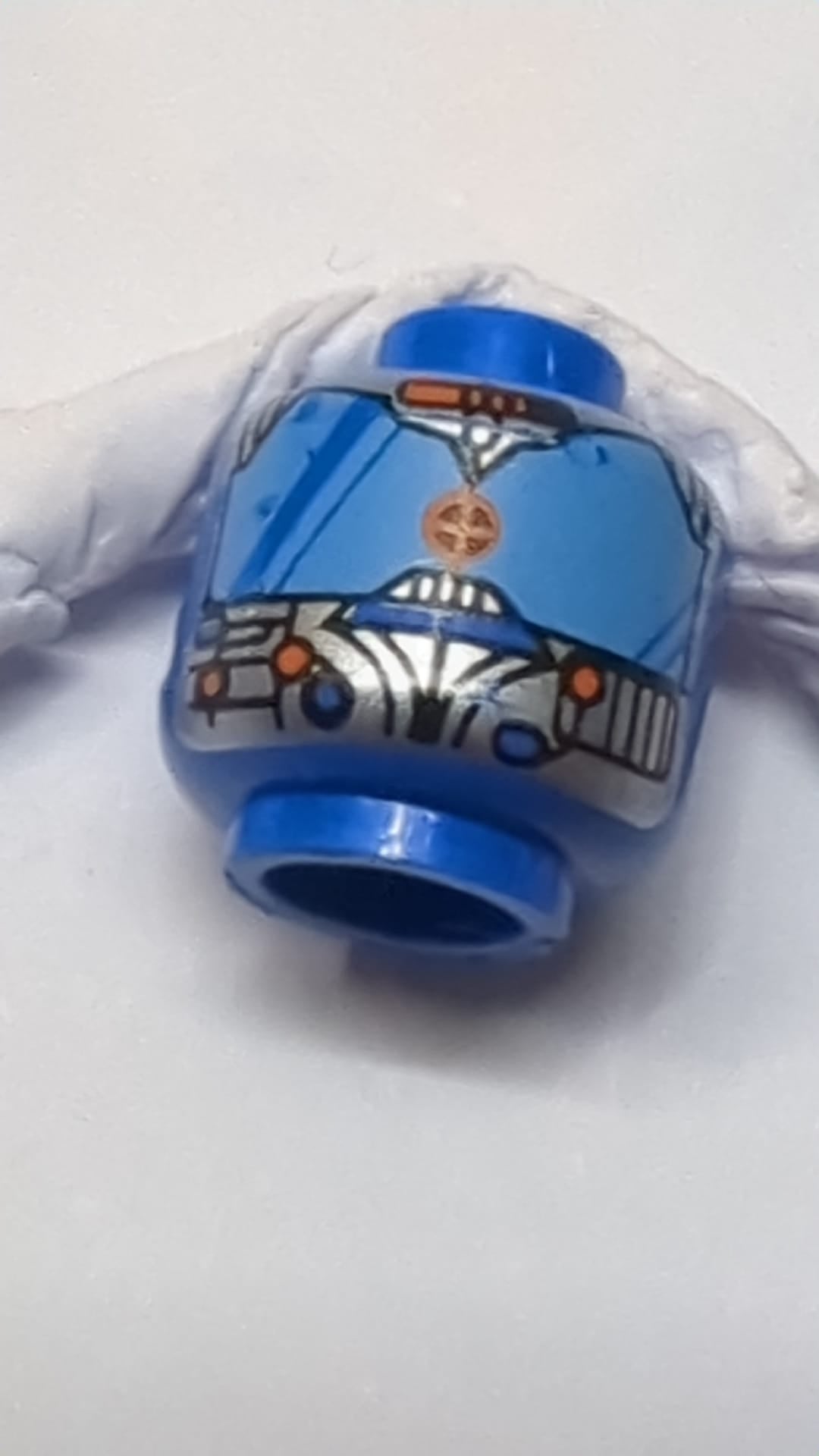 Minifigur, Alienkopf mit blauer Augenmaske, groß, rotes Punktmuster blau