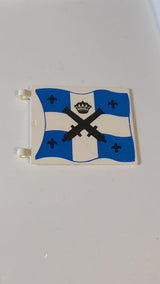 6x5 Flagge  mit gekreuzten schwarzen Kanonen und Krone mit schwarzen Punkten auf blau-weißem Kreuzmuster auf beiden Seiten weiß