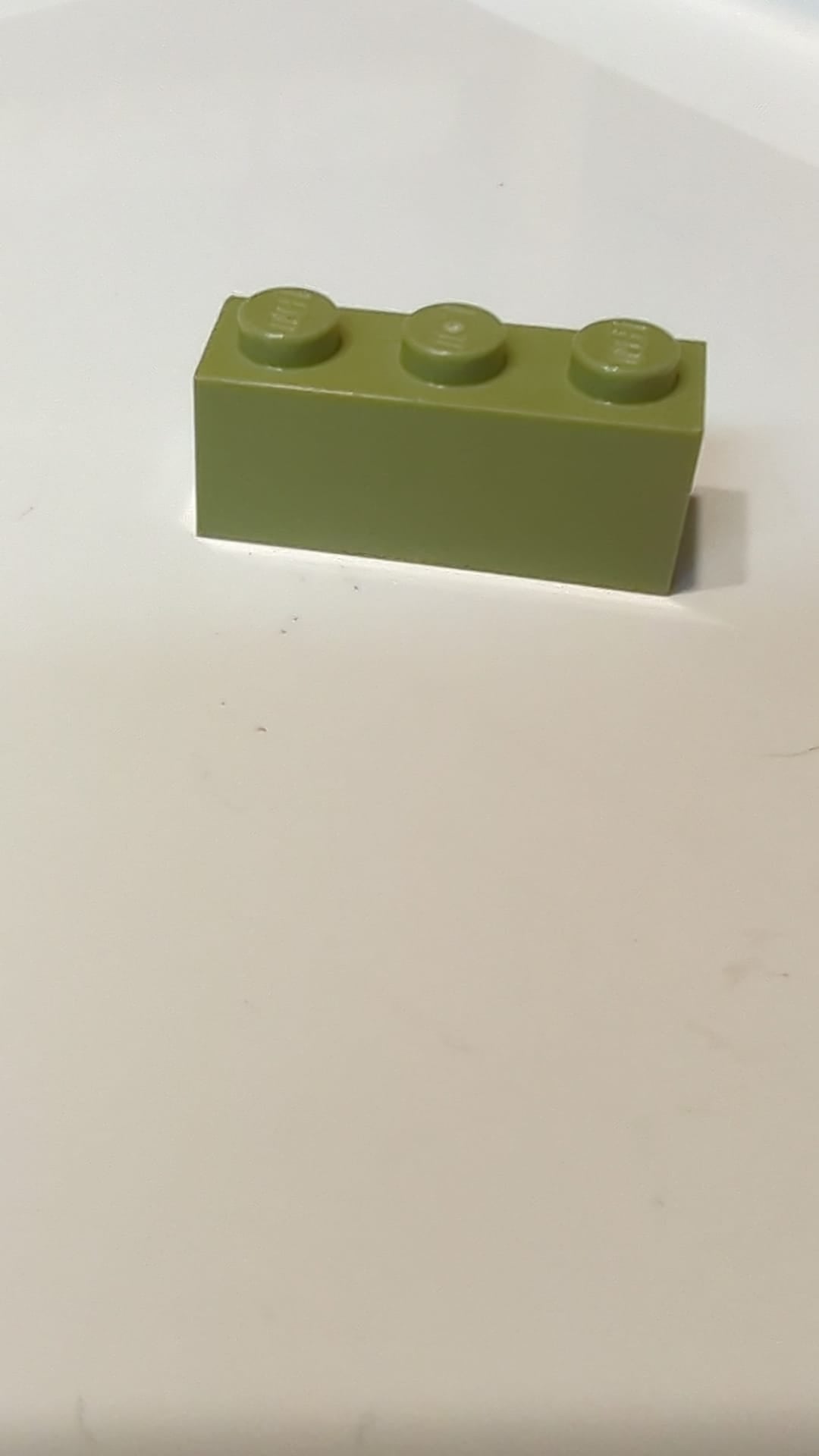 NEU 1 x 3 Stein olivgrün