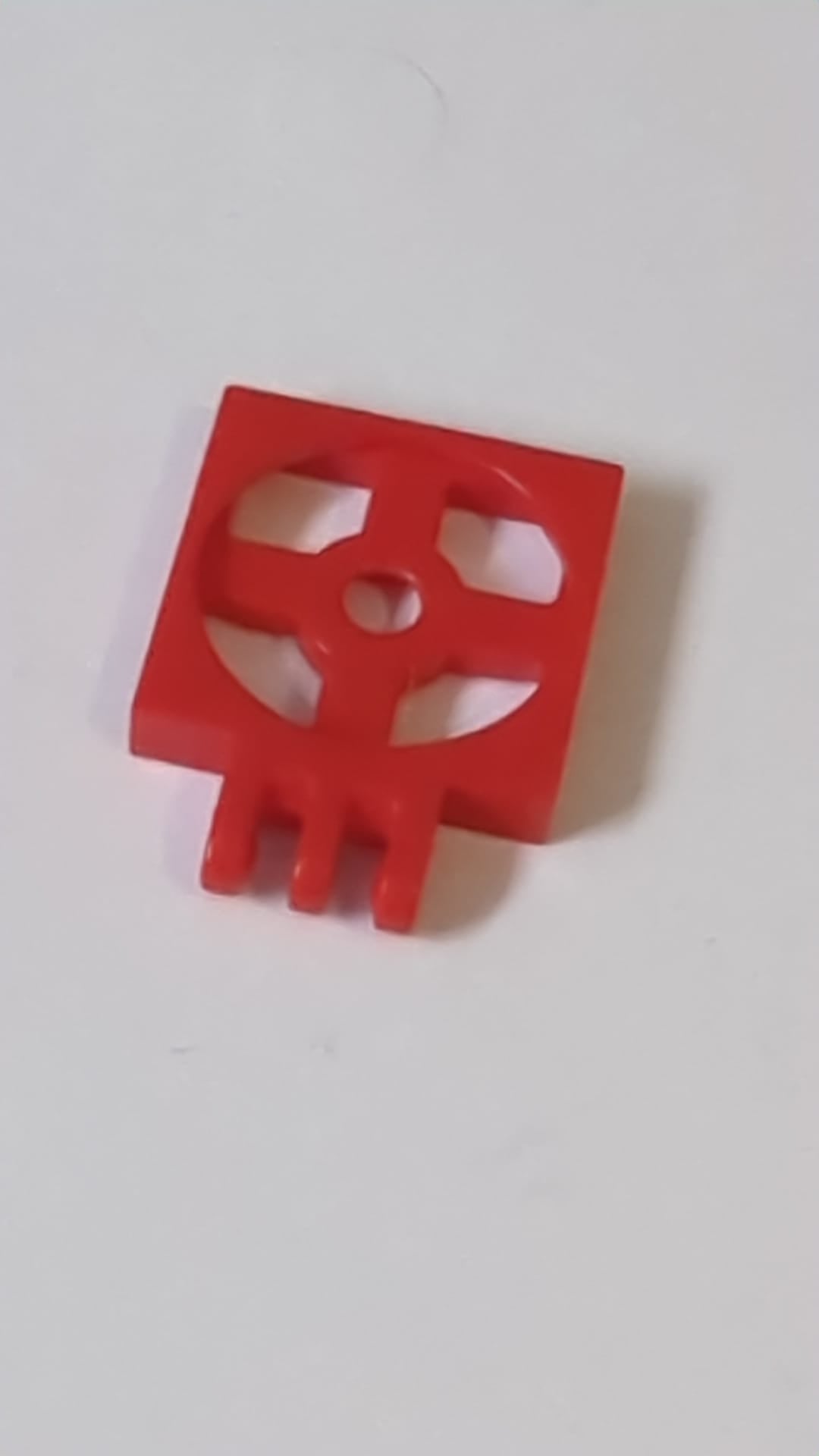 2x2 Drehteller mit Scharnier und 3 Fingern, Sockel rot