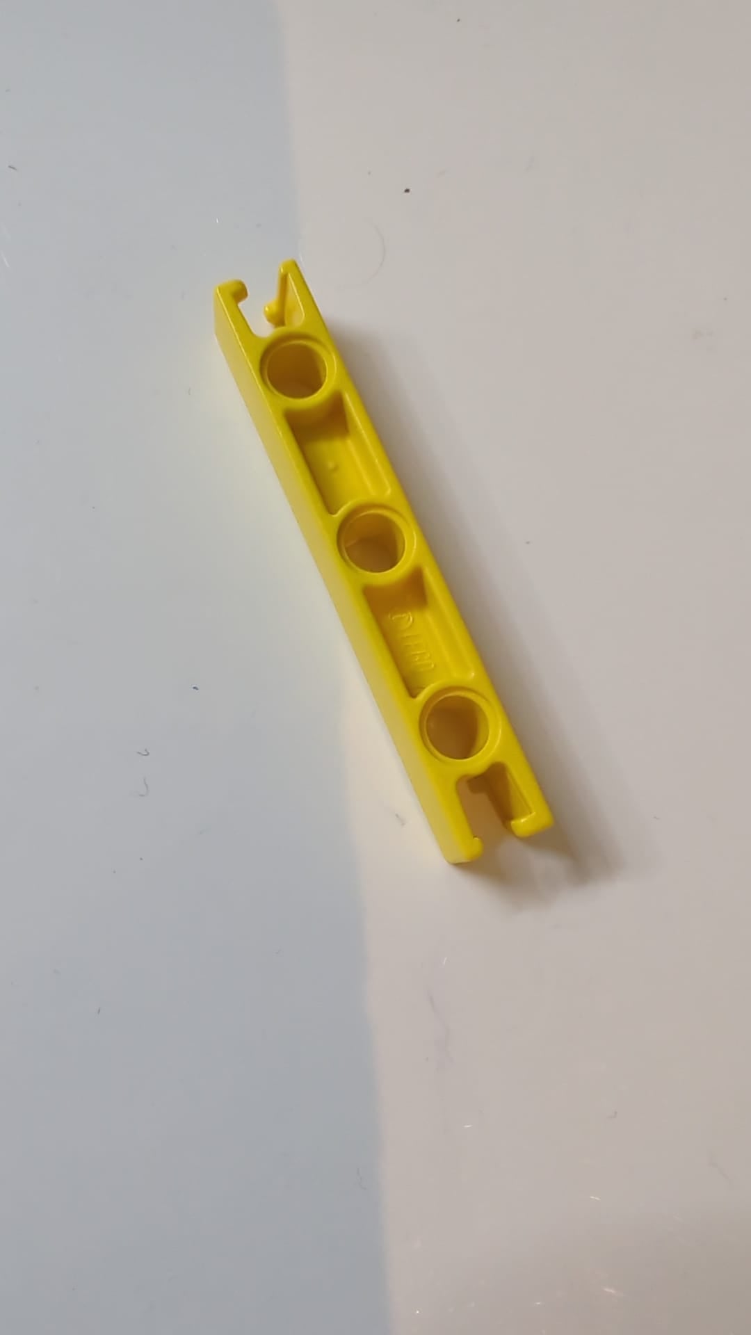 Znap-Träger 7, 3 Löcher gelb