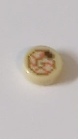 1x1 Fliese, rund, mit pixeligem Minecraft-Korallen- und Nautilusmuschel-Muster in Dunkelbeige beige