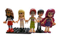 Bunte Tüte mit diesen 5 Minifiguren aus dem Bereich Friends