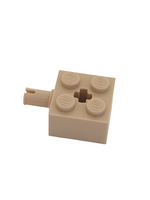 2x2 modifizierter Stein mit Pin und Achsenlochbeige beige tan