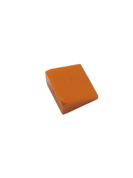 NEU Dachstein Käseecke 30 1 x 1 x 2/3 orange