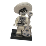NEU Minifigur Ernesto de la Cruz, Disney 100 mit Stand und Zubehör coldis100-10 (dis101)