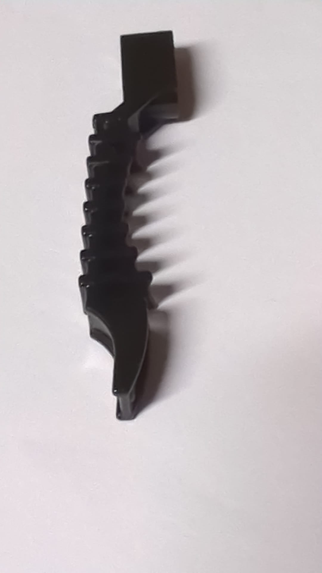 1x8 Projektilewerfer-Teil, Bionicle Thornax-Werfer Hälfte (Glatorian), Liftarm Ende schwarz