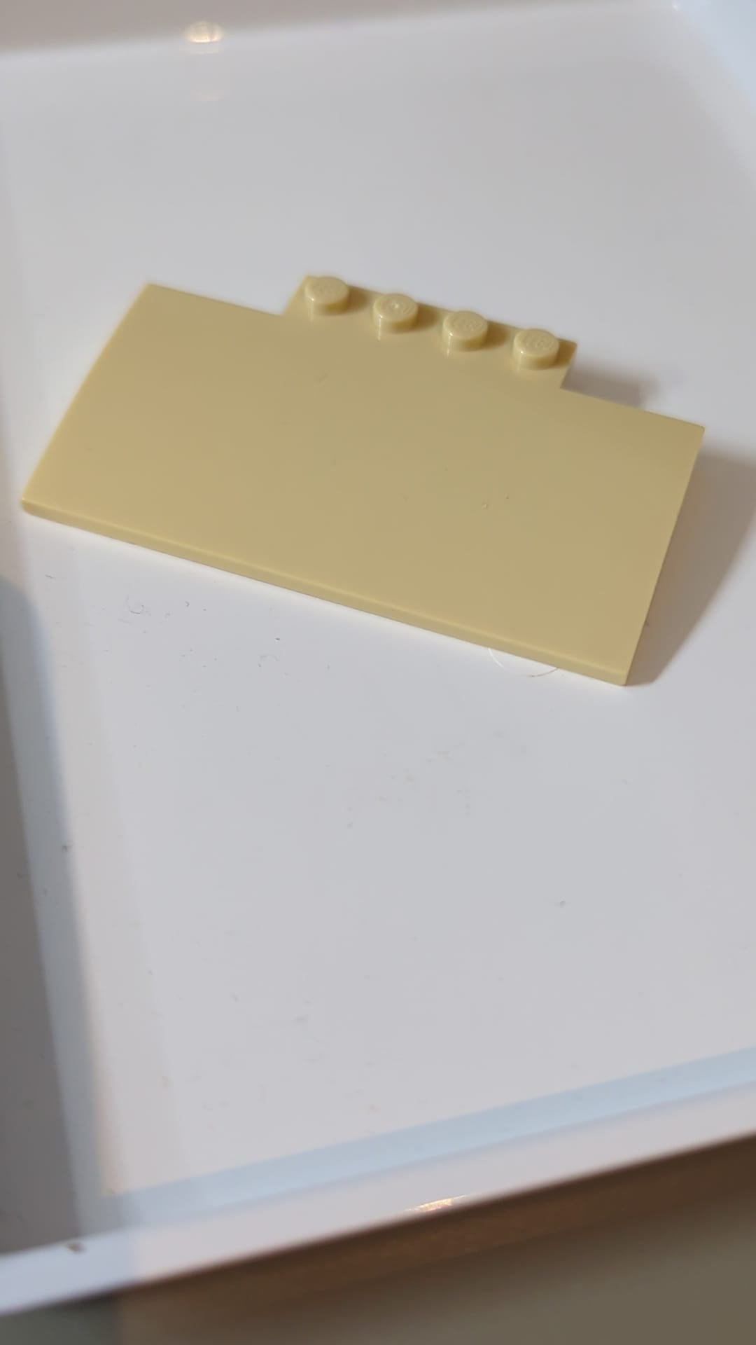 5x8x2/3  Dachstein gebogen mit 4 Noppen beige