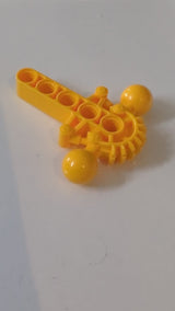 Bionicle-Hüfte/Unterkörper mit 2 Kugelgelenken und 7-Zahn-Halbzahnrad hellorange