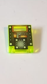 2x2x2 Behälter, Kiste  Tür mit Schlitz mit weißen Punkten und Stachelrochen mechanisches Muster transparent neongrün