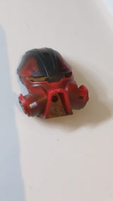 Bionicle-Maske Kiril „Pehkui“ mit marmoriertem schwarzem Muster rot