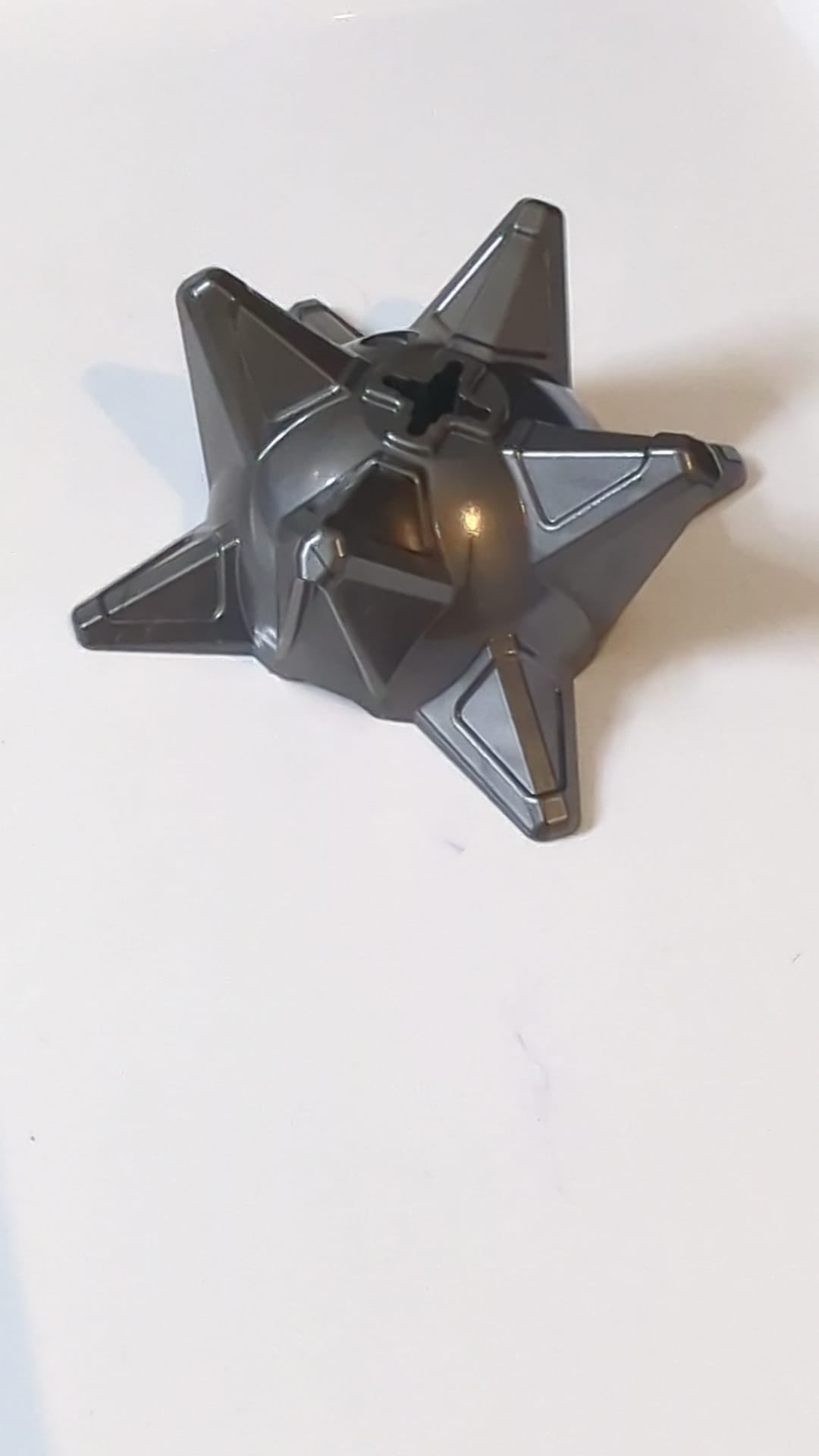Hero Factory Waffe, Stachelkugelhälfte mit Achsenloch titan