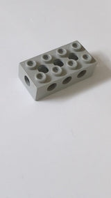 2x4 Technic Stein mit Löchern an allen Seiten althellgrau