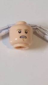 Minifigur, Kopf, doppelseitig, dunkelbraune Augenbrauen, 2 mittelgroße nougatfarbene Grübchen am Kinn, besorgter Blick mit offenem Mund und Zähnen / meditierend mit geschlossenen Augen, Muster „SW Luke Skywalker“ hellnougat (fleischfarben)