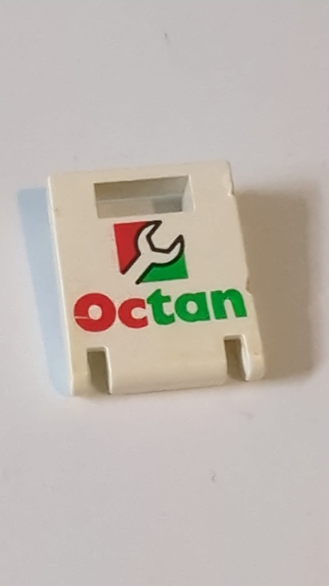 2x2x2 Behälter, Box Tür mit Schlitz mit Oktanmuster weiß