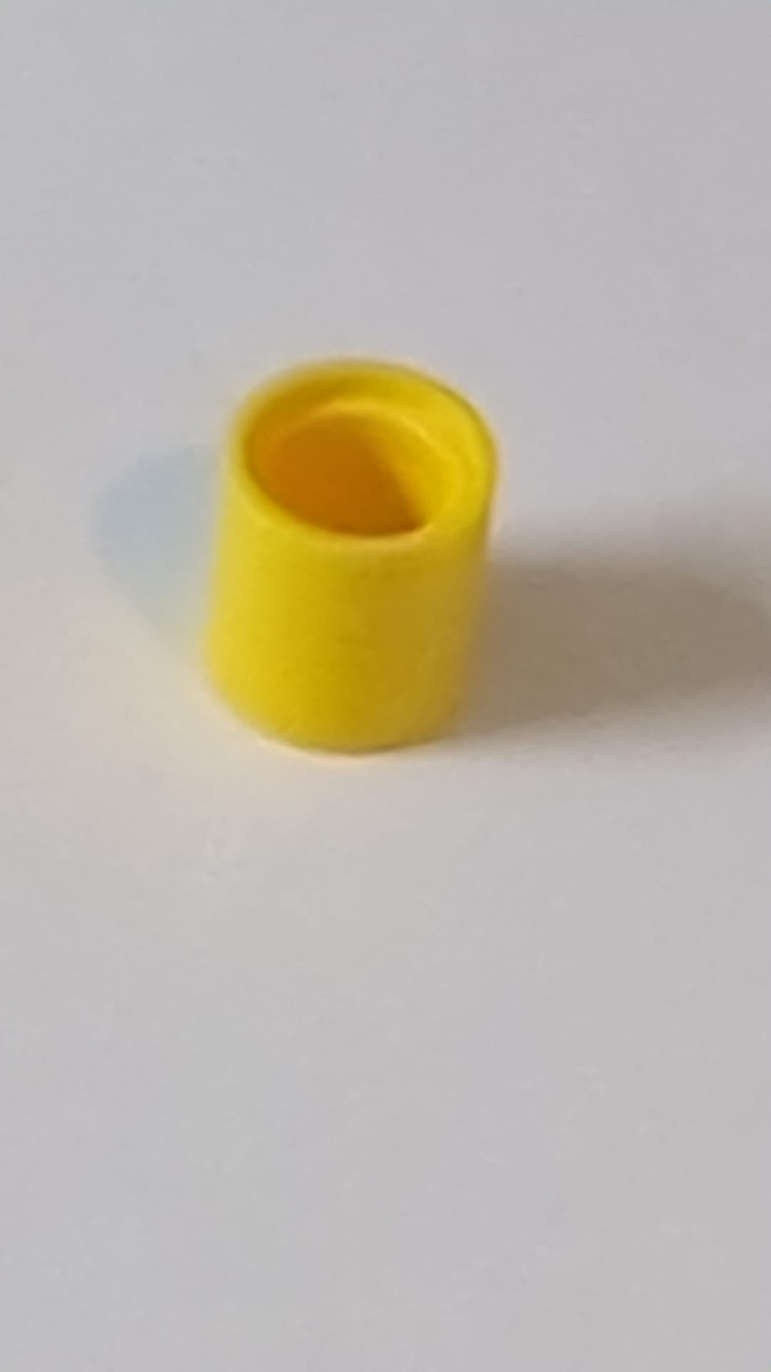 1x1 Technic, Liftarm dick "Spacer" gelb