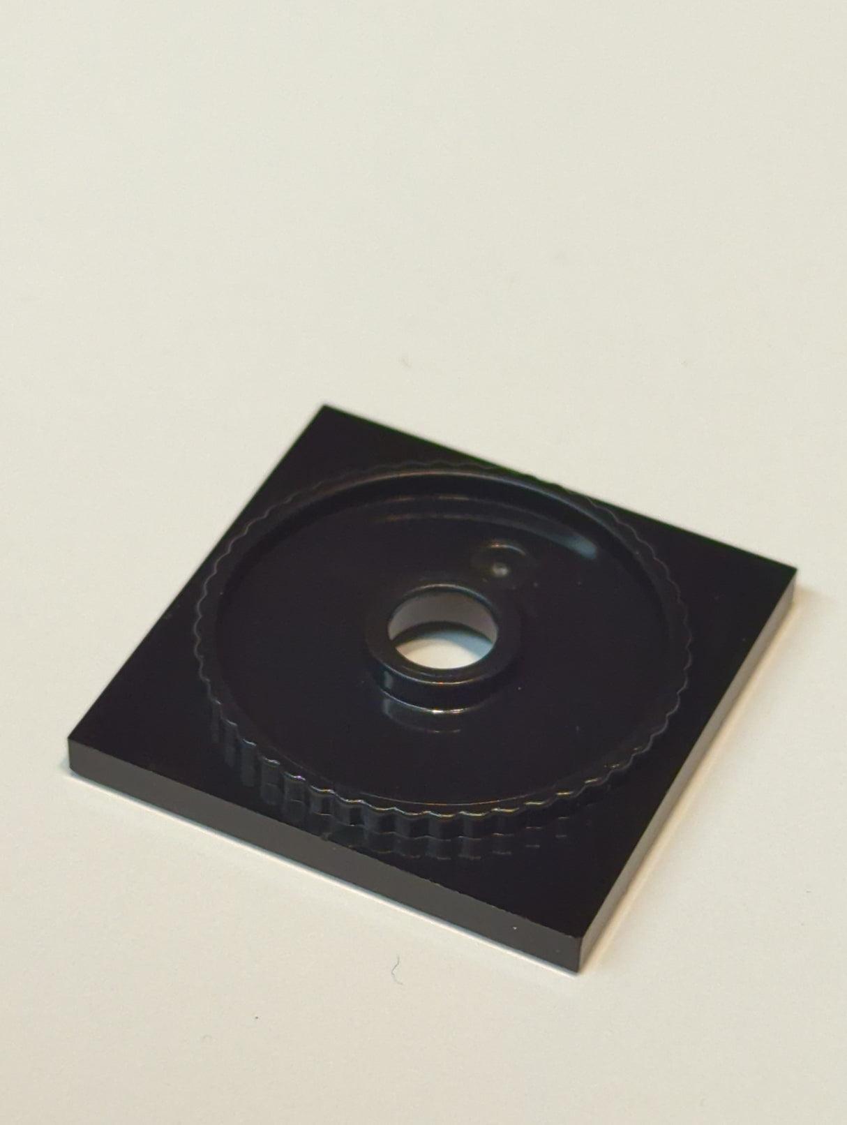 NEU Turntable 4 x 4 Square Base, Locking schwarz black