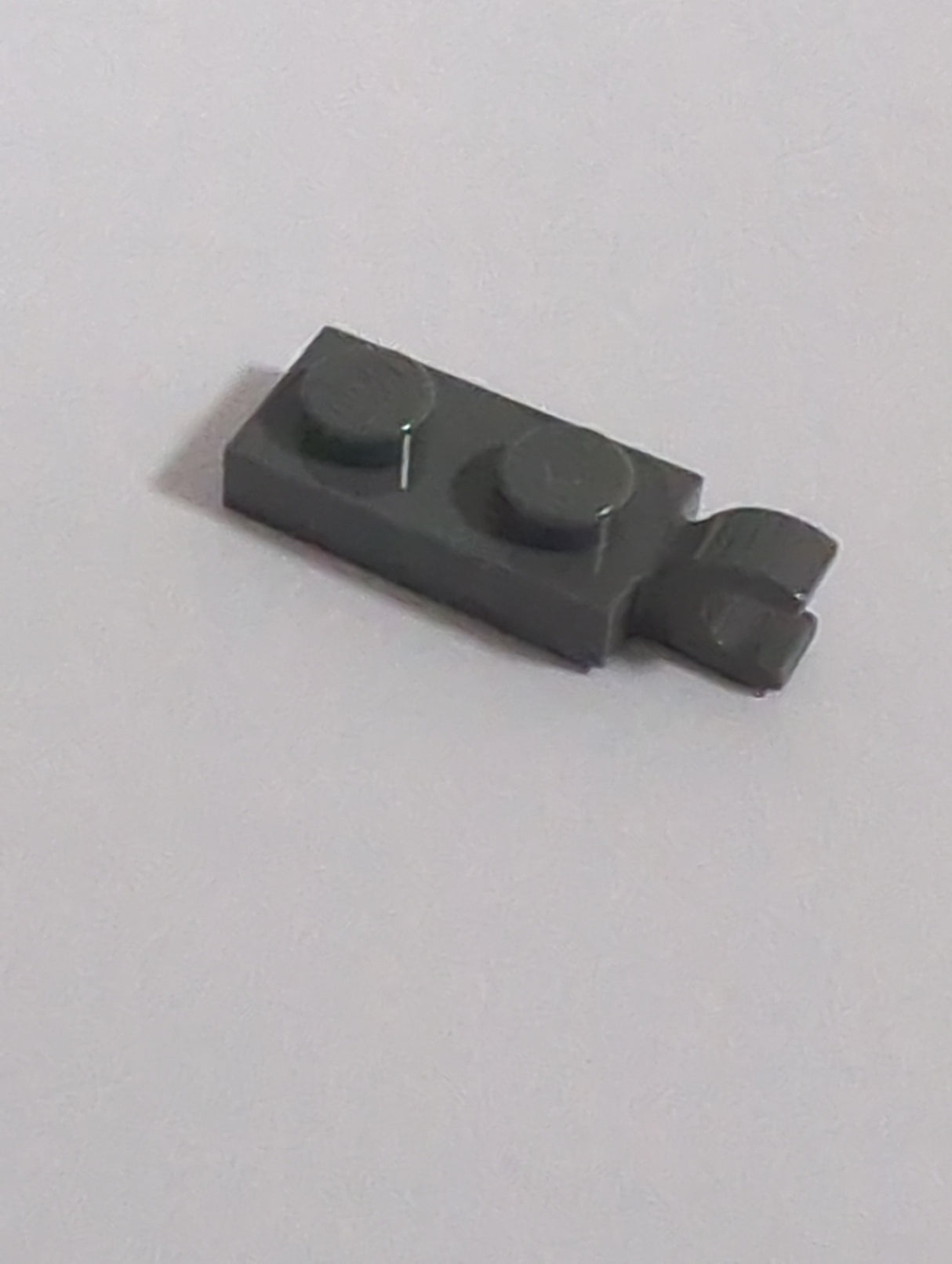 NEU Plate, Modified 1 x 2 with Clip on End &#40;Horizontal Grip&#41; neudunkelgrau dark bluish gray