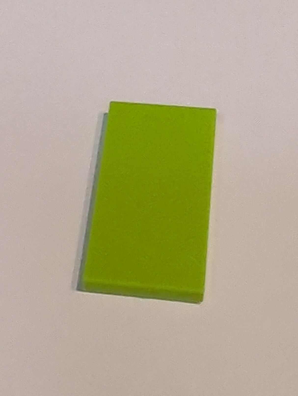 NEU Tile 2 x 4 lindgrün lime