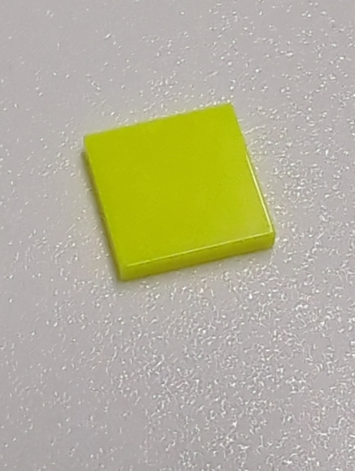 NEU Fliese 2 x 2 mit Nut neongelb