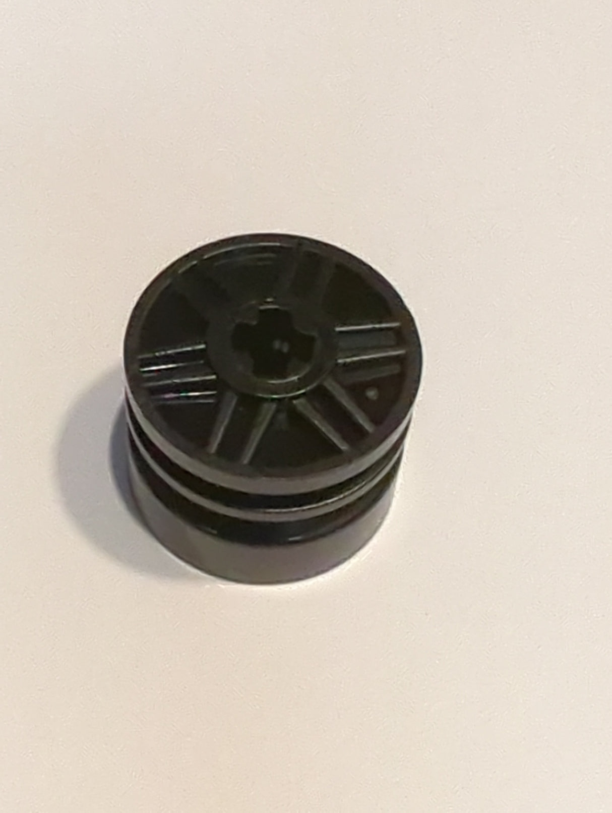 NEU Felge 18mm D. x 14mm mit Achsloch, Fake Speichen schwarz