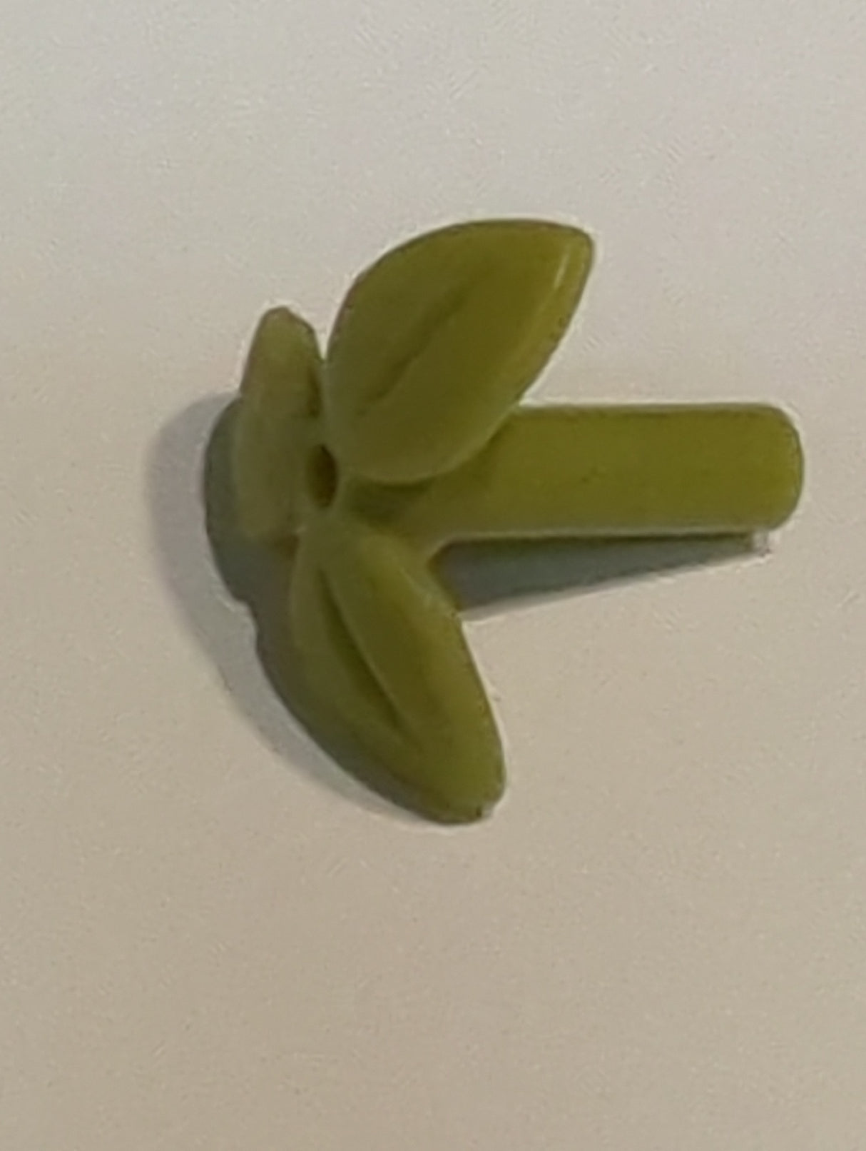 NEU Plant Stem with 3 Leaves on Bar with Top and Bottom Pin Holes olivgrün olive green