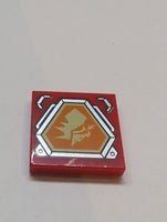 2x2 Fliese bedruckt mit Bright Light Yellow Dragon Head on Orange Hexagonal Shield with Silver Border Pattern rot red