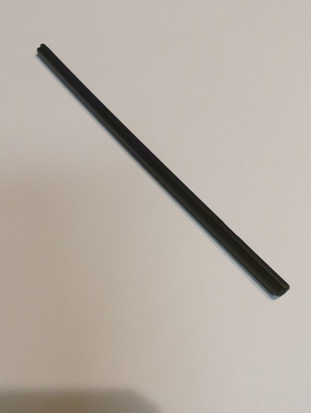 NEU Technik, Achse 16L schwarz