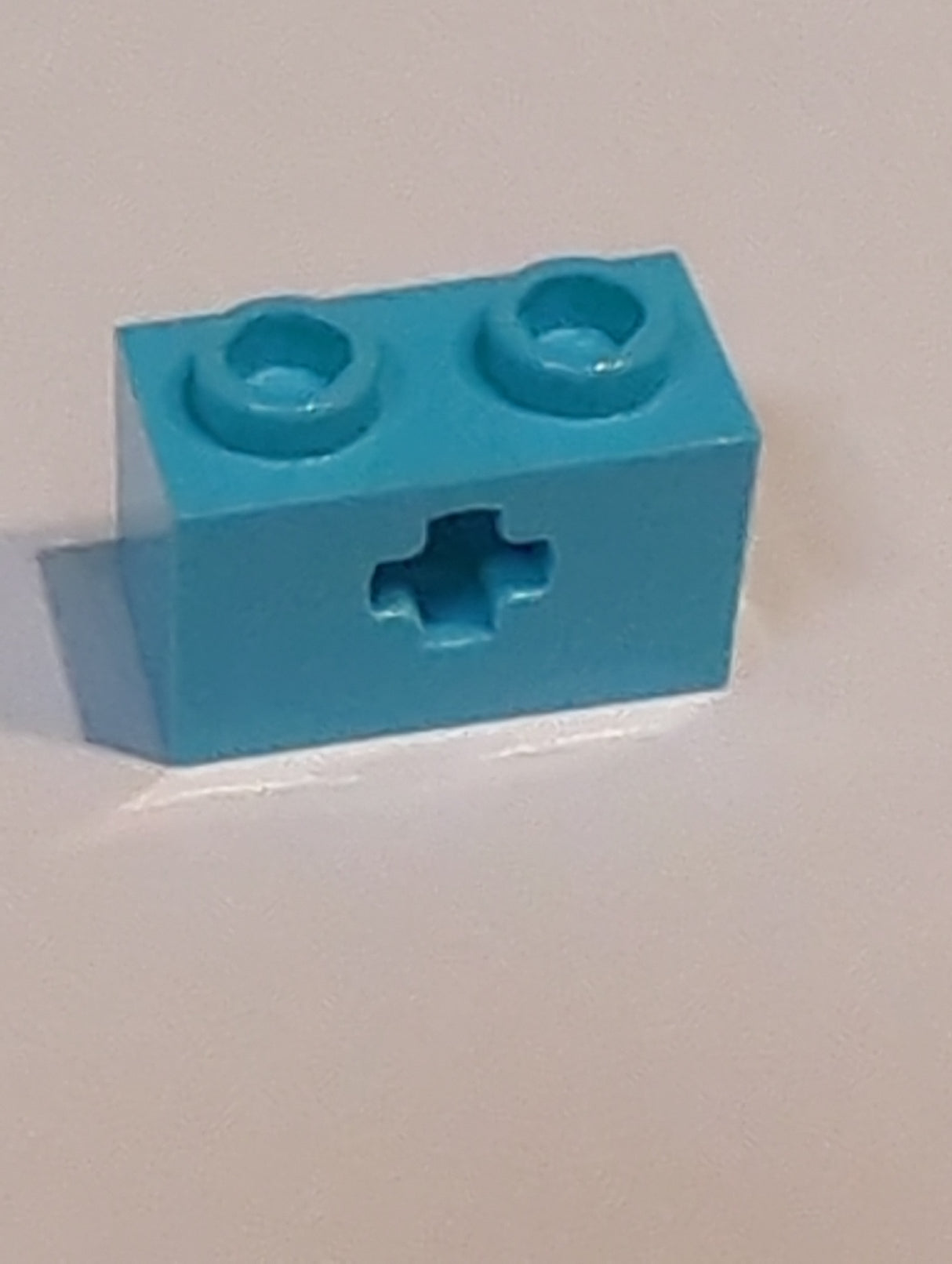 NEU Technik, Stein 1 x 2 mit Achsloch azur (medium)