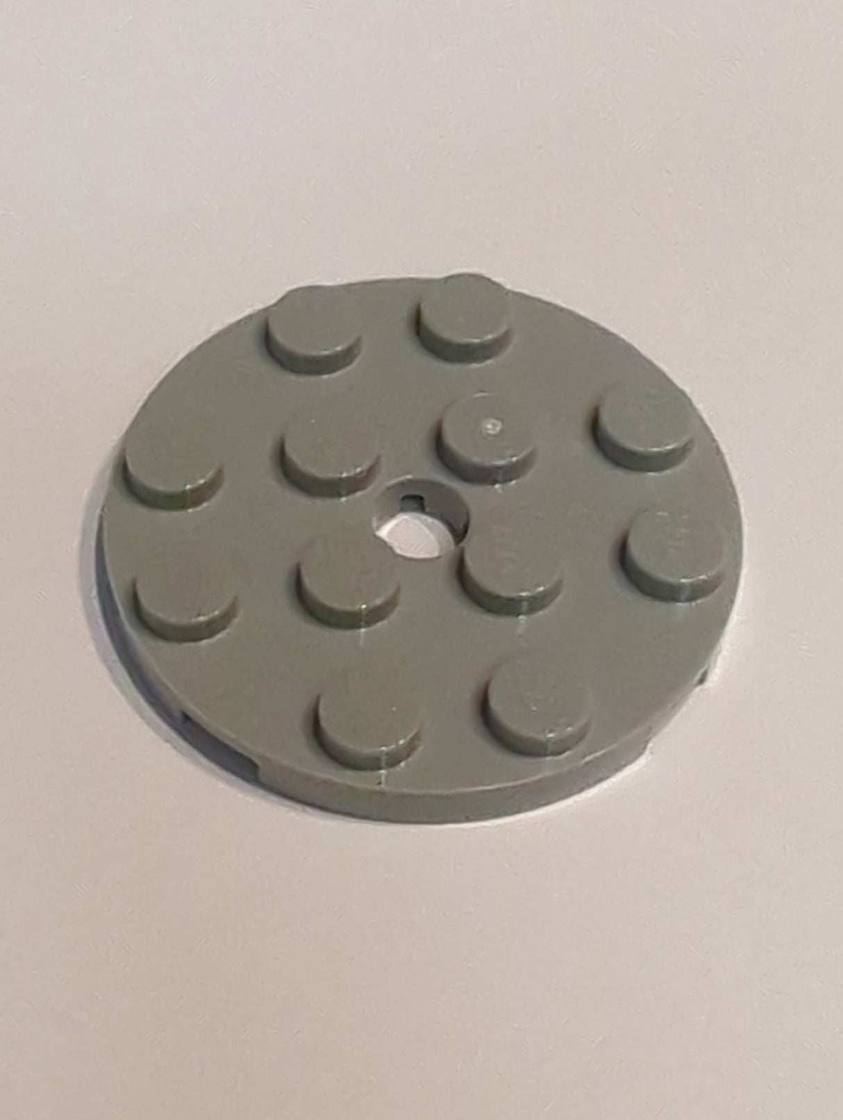 NEU Plate, Round 4 x 4 with Hole neuhellgrau light bluish gray