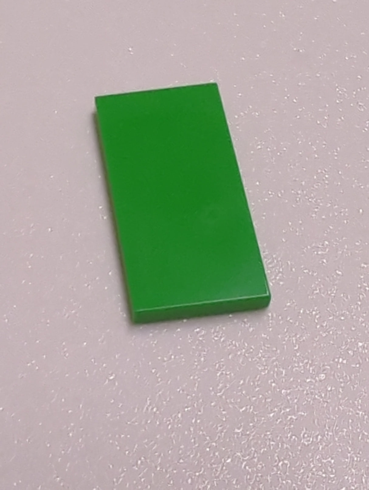 NEU Tile 2 x 4 mediumgrün bright green