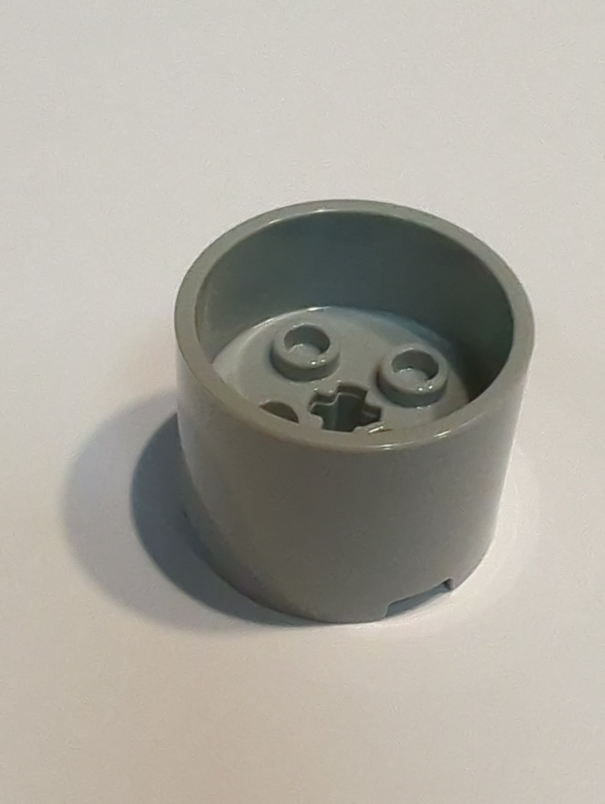 NEU Brick, Round 3 x 3 x 2 with Recessed Center and Axle Hole neuhellgrau light bluish gray
