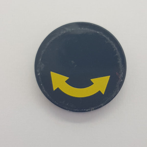 2x2 Fliese rund beklebt with Bottom Stud Holder with Yellow Curved Arrow Double on Black Background Pattern (Sticker) - Set 60095 schwarz black
