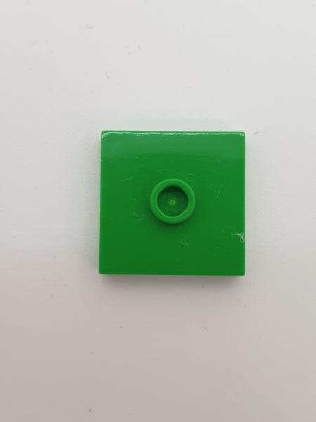 2x2 Fliese modifiziert mit einer Noppe mediumgrün