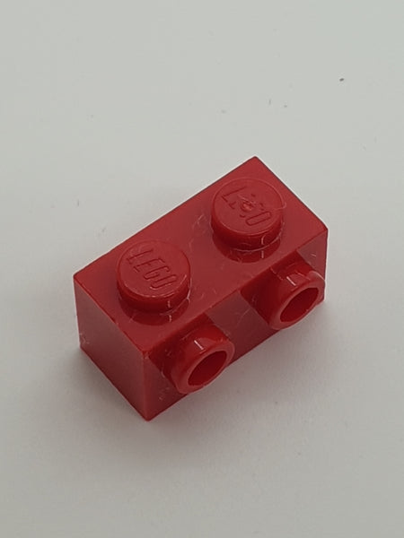 1x2x1 modifizierter Stein mit 2 Noppen an einer Seite rot