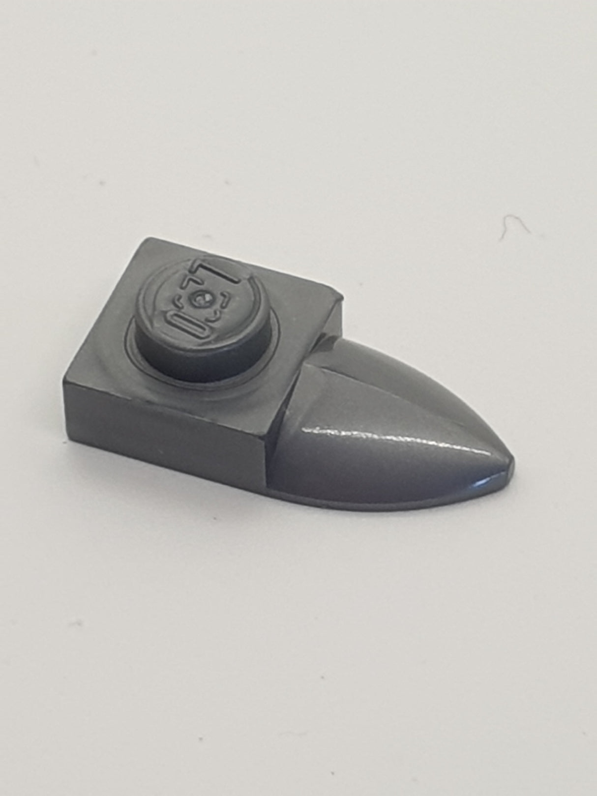1x1 modifizierte Platte mit Zahn pearlsilber Flat silver