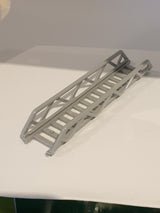 16x3,5 Leiter mit Geländer neuhellgrau