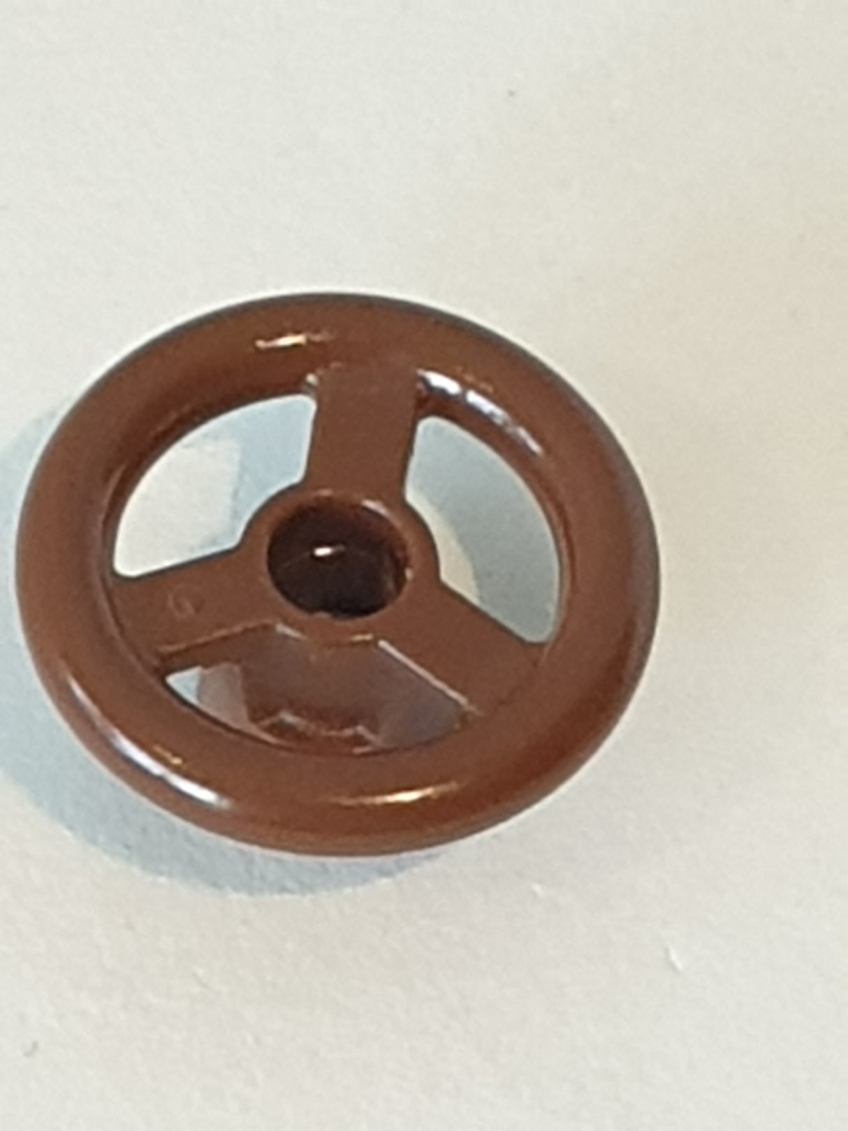 Technik Lenkrad klein 2 Noppen Durchmesser altbraun