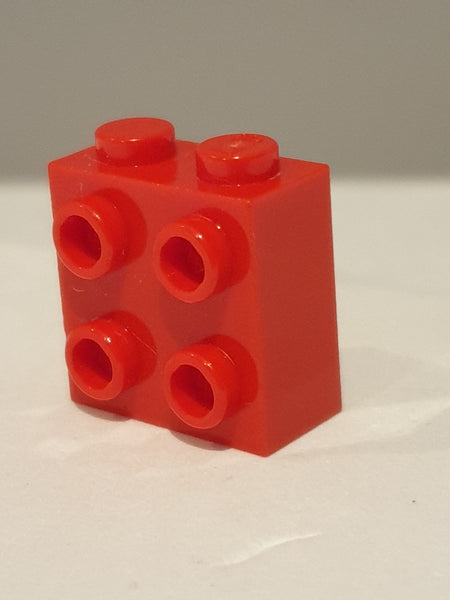 1x2x1 2/3 modifizierter Stein mit 4 Noppen an einer Seite rot