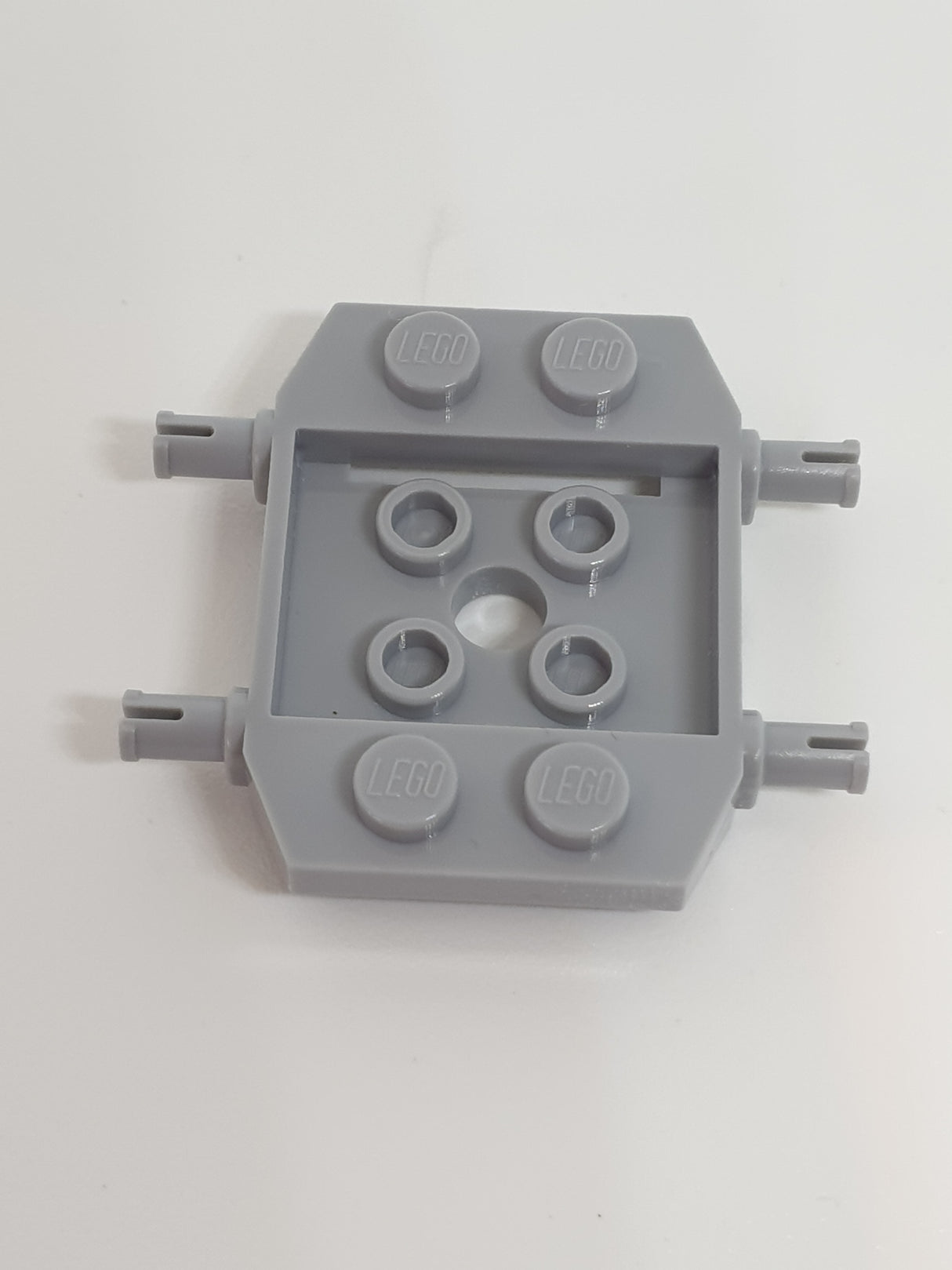 3x4x2/3 Fahrzeugbasis mit Radhalter neuhellgrau