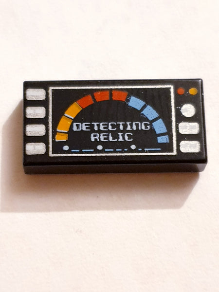 1x2 Fliese bedruckt with Silver Buttons, Meter and 'DETECTING RELIC' Pattern
